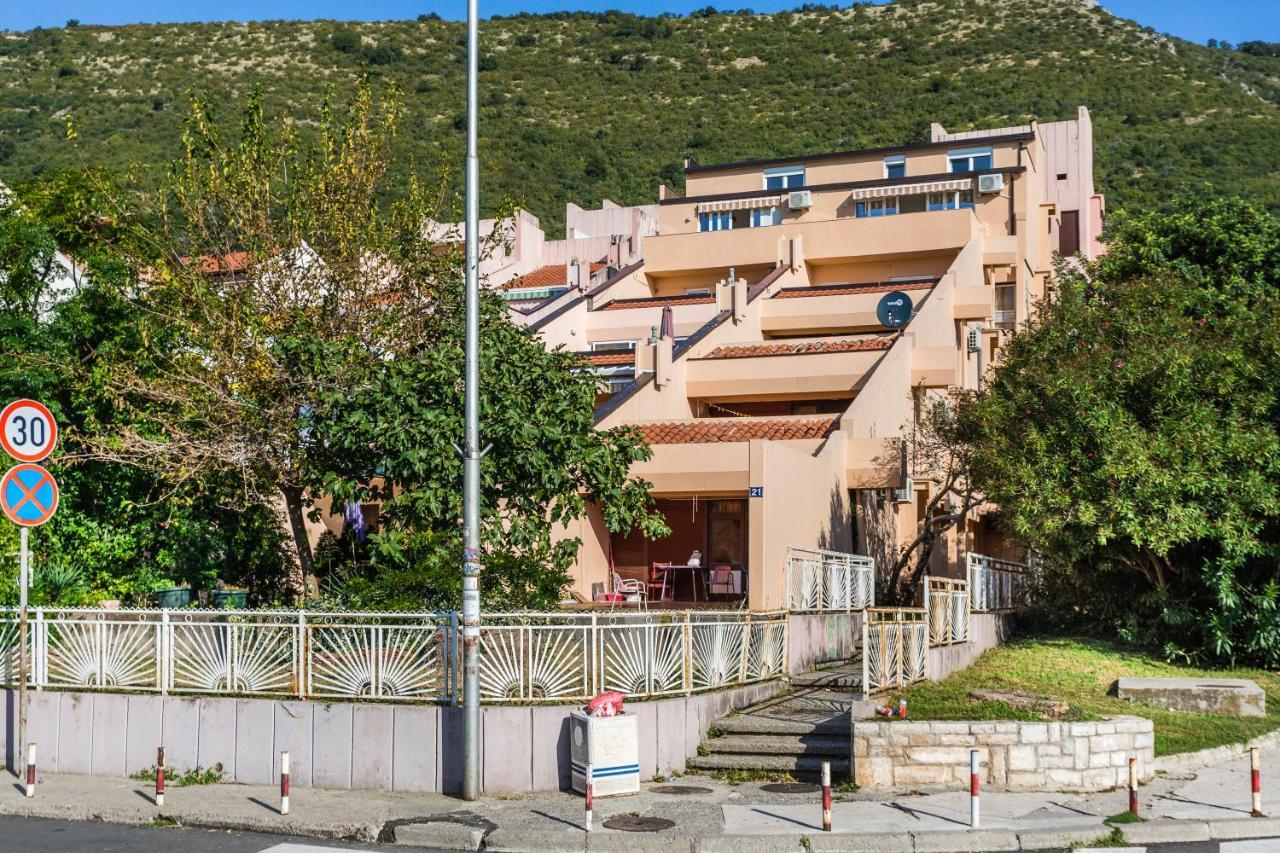 Apartments Aleksandar Petrovac ภายนอก รูปภาพ